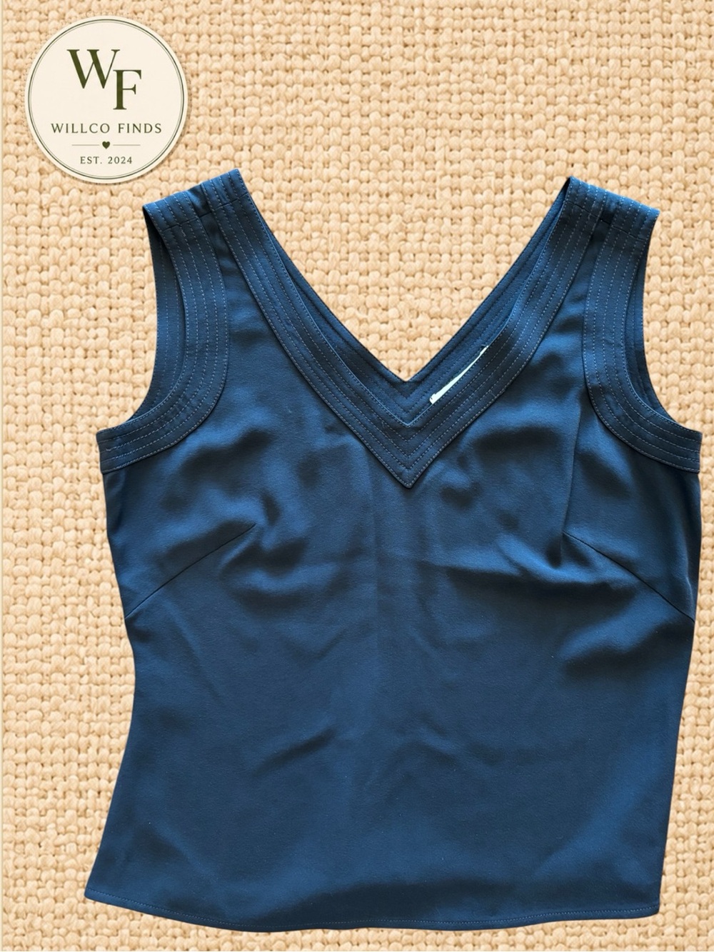 Doncaster Signature Women’s Silk Blend Navy Sleeveless V-Neck Top Size 4